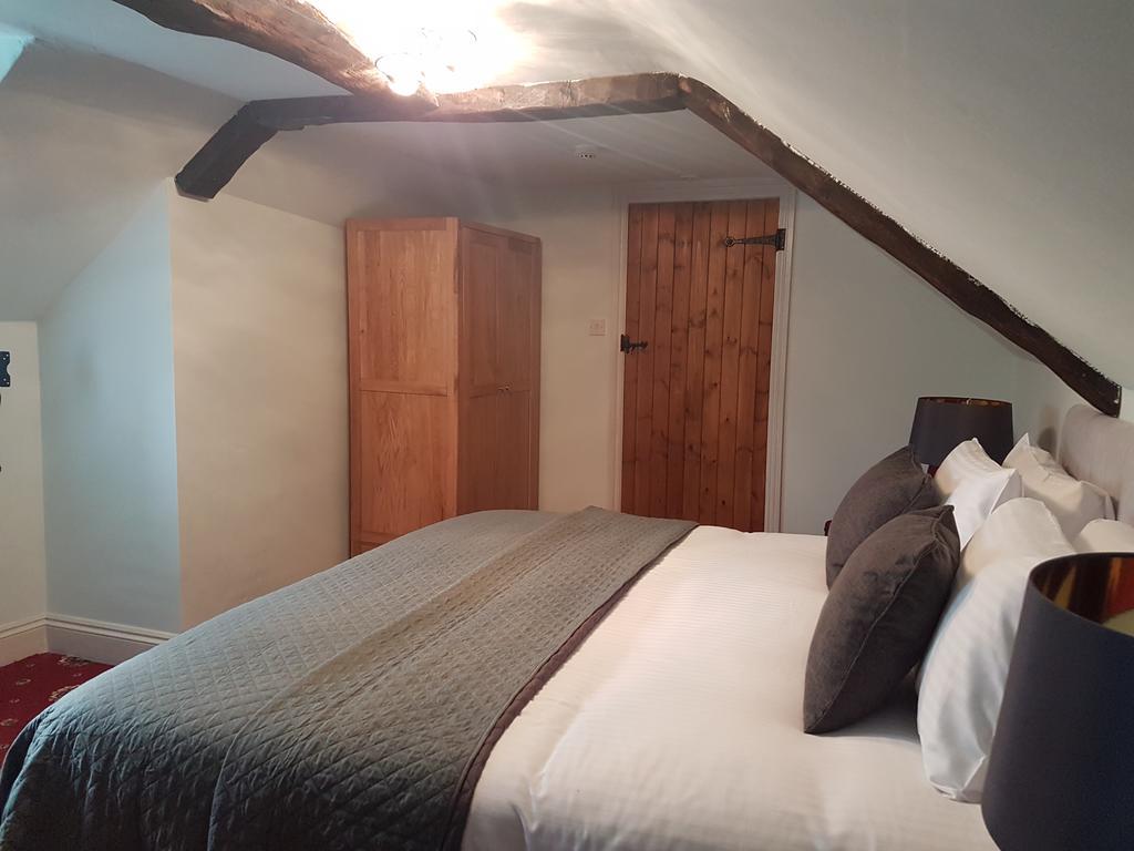 Churston Court Hotel Churston Ferrers Екстериор снимка