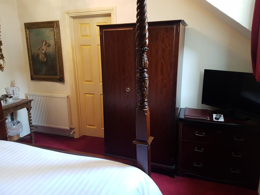 Churston Court Hotel Churston Ferrers Екстериор снимка