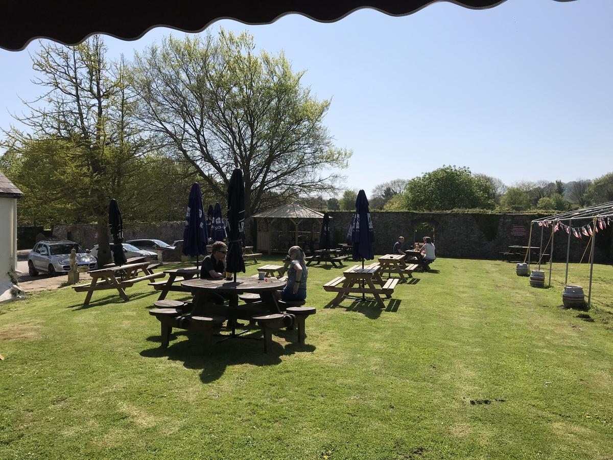 Churston Court Hotel Churston Ferrers Екстериор снимка